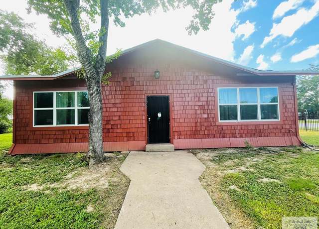 Property at 575 N Travis St, San Benito, TX 78586, 3 beds, 1 bath