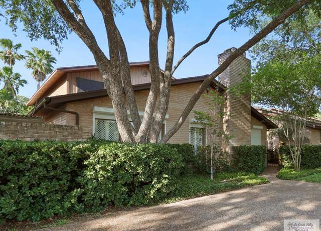 Property at 105 E Austin Ave, Harlingen, TX 78550, 2 beds, 3.5 baths