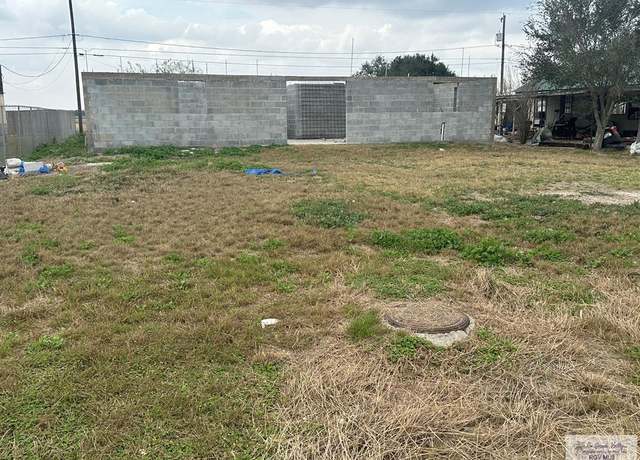 Property at 31101 Eustolio Gonzalez Rd, Raymondville, TX 78580