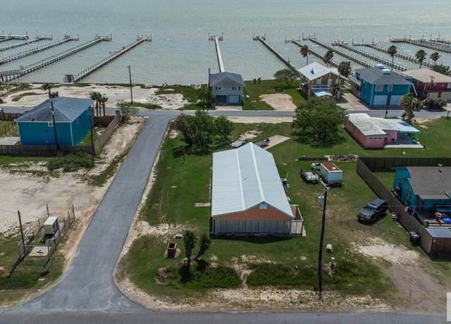 Property at 448 Bayshore Dr, Port Mansfield, TX 78598, 2 beds, 1.5 baths
