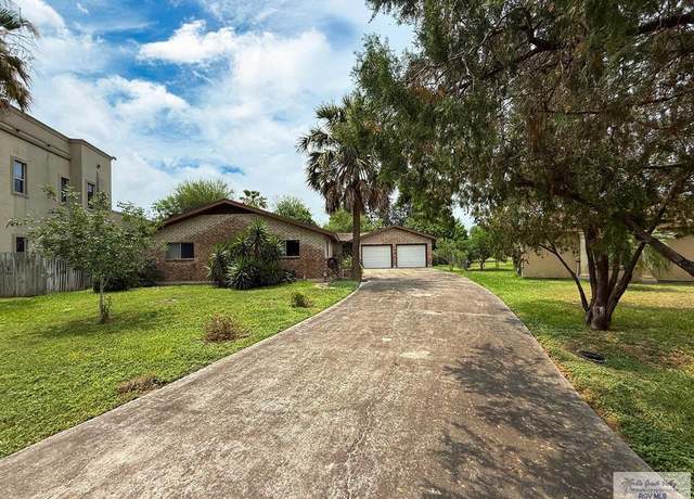 Property at 38 Palmetto Cir, Brownsville, TX 78521, 3 beds, 3 baths