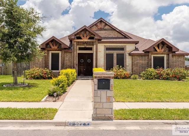 Property at 522 Camelia St, Edinburg, TX 78542, 3 beds, 2.5 baths