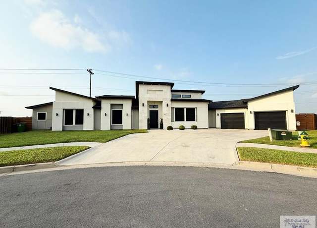 Property at 1992 Lulu St, Brownsville, TX 78577, 4 beds, 3.5 baths