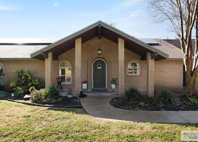 Property at 2517 Brentwood Ave, Mission, TX 78572, 4 beds, 3 baths