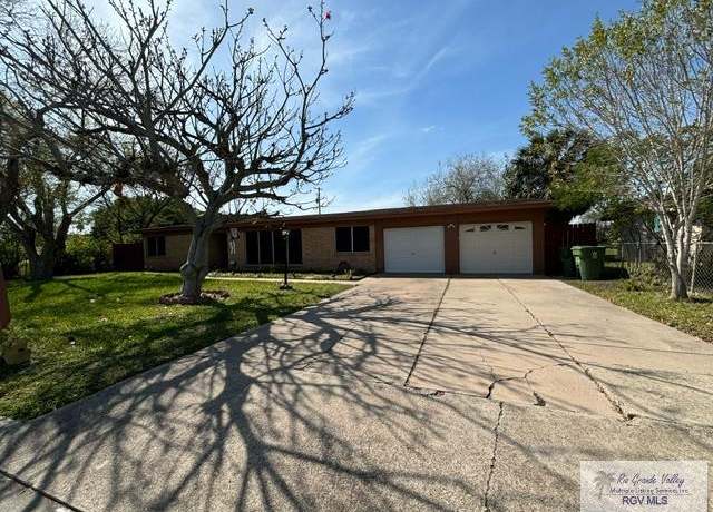 Property at 25 Carlton Dr, Brownsville, TX 78521, 4 beds, 3 baths