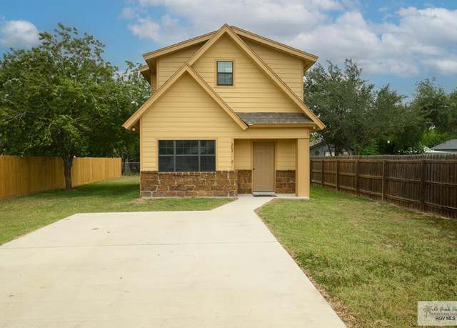 Property at 209 Los Flores Ave #16, Santa Rosa, TX 78593, 3 beds, 2 baths