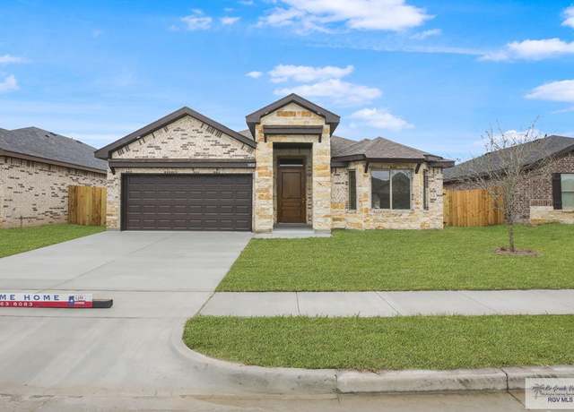 Property at 1810 Circle Cir, San Benito, TX 78586, 3 beds, 2 baths