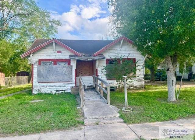 Property at 821 W Hanson St, Harlingen, TX 78550