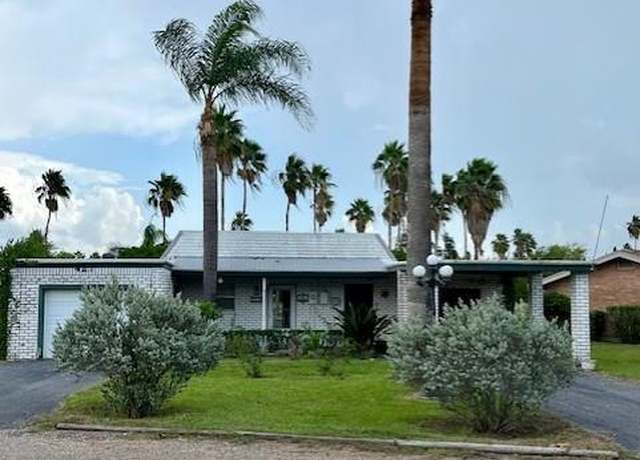 Property at 427 Champion Dr, Brownsville, TX 78520, 2 beds, 3 baths