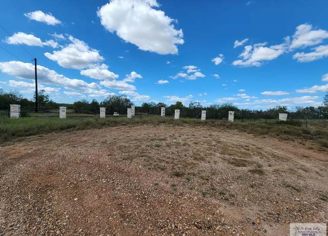 Property at 140 Paseo de la Mulada Rd, Rio Grande City, TX 78582