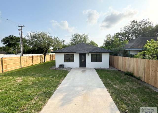 Property at 2354 E Ringgold St, Brownsville, TX 78520, 3 beds, 1 bath