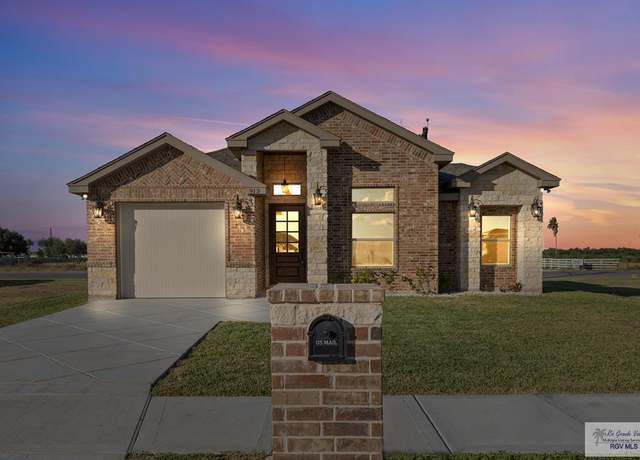 Property at 913 E Costa Del Sol Dr, Edinburg, TX 78542, 3 beds, 2 baths