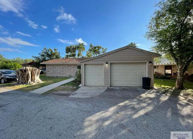 Property at 52 Los Mesquites St #52, Brownsville, TX 78520, 3 beds, 2 baths