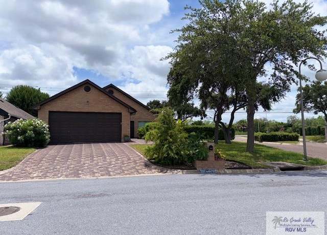 Property at 201 Terrace Ln, Harlingen, TX 78550, 3 beds, 2 baths