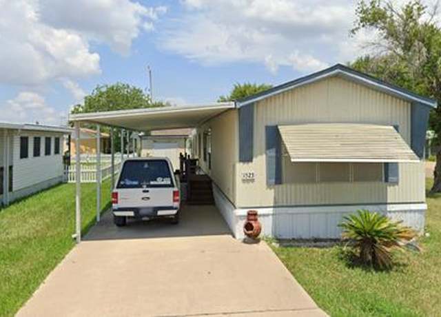 Property at 1523 Coco Palm Dr, Harlingen, TX 78552, 2 beds, 2 baths