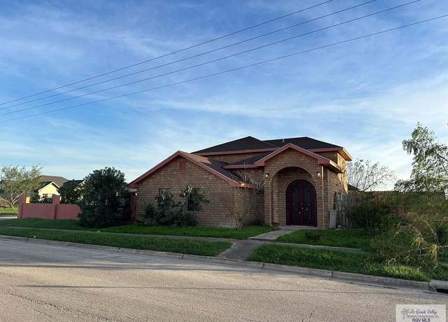 Property at 468 Toronja Ave, Brownsville, TX 78521, 3 beds, 2.5 baths