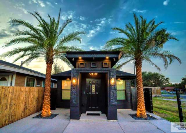 Property at 1021 18th St, Mcallen, TX 78501, 2 beds, 1 bath