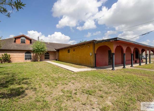 Property at 123 Main St, Santa Rosa, TX 78593, 3 beds, 3.5 baths