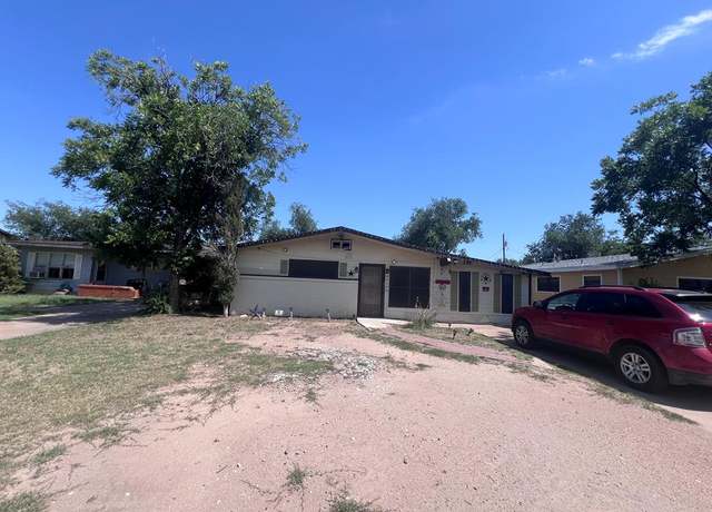 Property at 2413 Guadalupe St, San Angelo, TX 76901, 3 beds, 1 bath