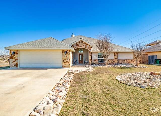 Property at 6242 Hallye Ct, San Angelo, TX 76904, 4 beds, 3 baths