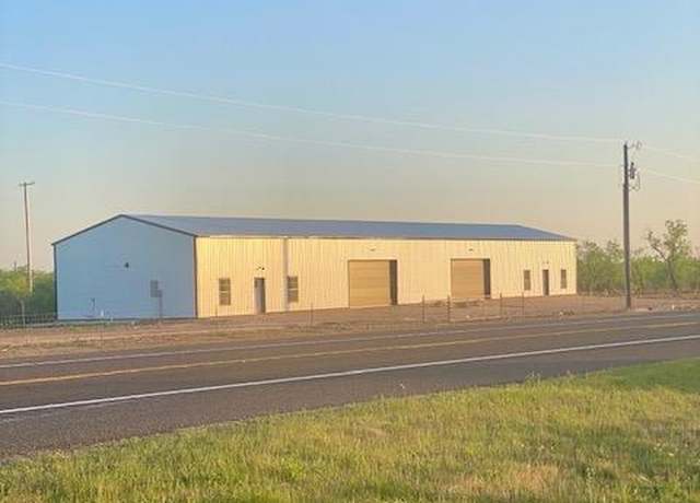 Property at 10317 S Hwy 67, San Angelo, TX 76904, 4 beds, 4 baths