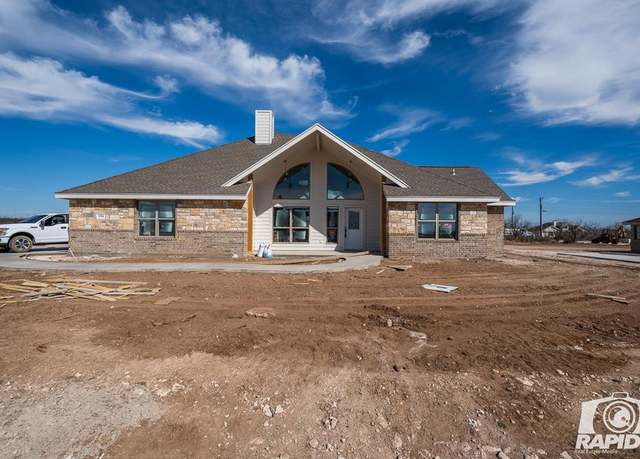 Property at 9704 Bighorn Trl, San Angelo, TX 76901, 4 beds, 2 baths