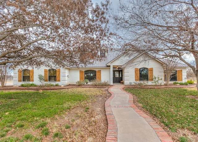 Property at 1522 Riverwood Dr, San Angelo, TX 76905, 4 beds, 3.5 baths