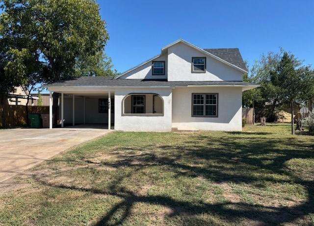 Property at 1420 S David St, San Angelo, TX 76903, 5 beds, 2 baths