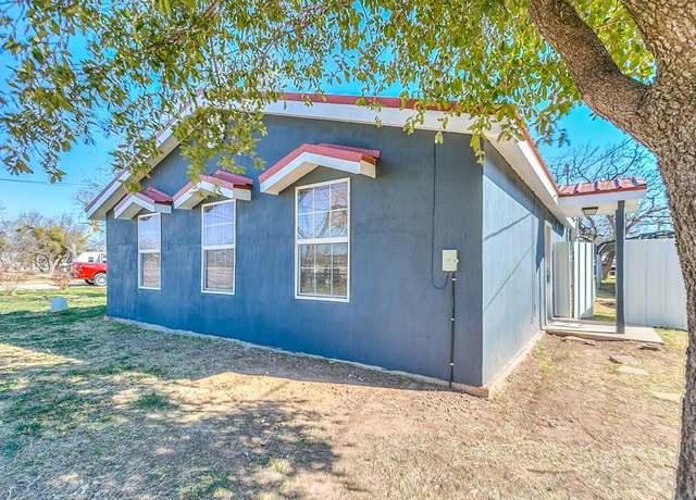 Property at 6666 Knickerbocker Rd, San Angelo, TX 76904, 2 beds, 1.5 baths
