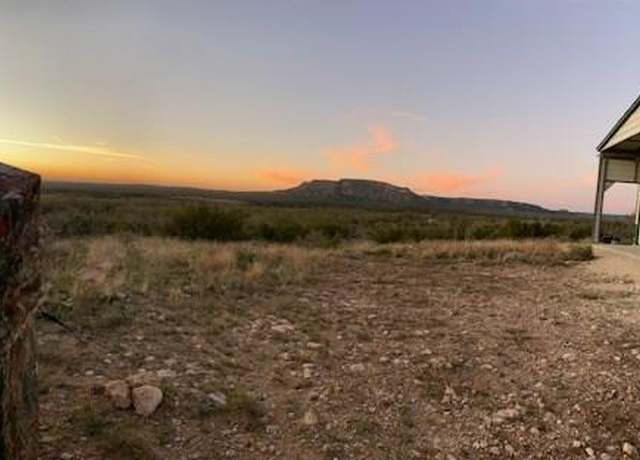 Property at 326 Menielle Rd, Robert Lee, TX 76945