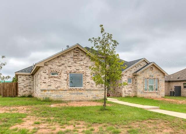 Property at 3406 Twin Mountain Dr, San Angelo, TX 76904, 3 beds, 2 baths