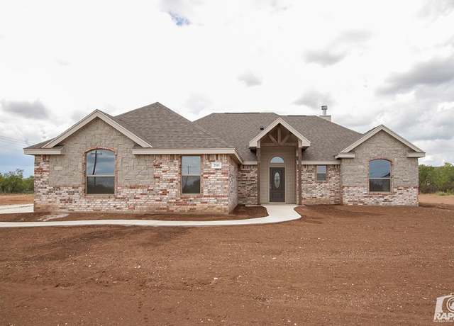 Property at 2915 Reindeer Run, San Angelo, TX 76901, 3 beds, 2 baths
