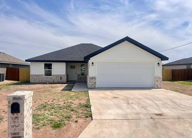 Property at 115 E 41st St, San Angelo, TX 76903, 3 beds, 2 baths