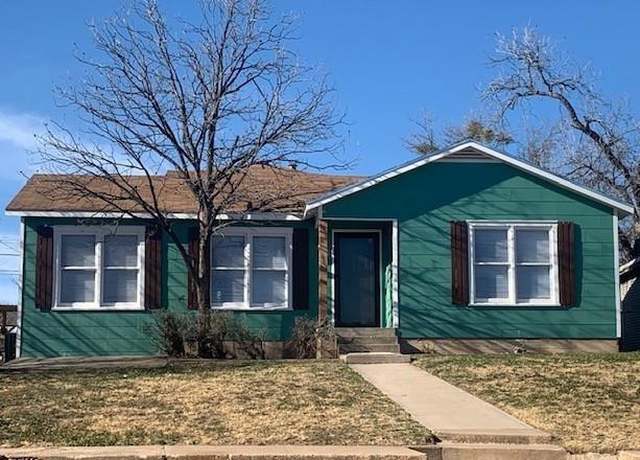 Property at 2010 Woodlawn Dr, San Angelo, TX 76903, 3 beds, 1.5 baths