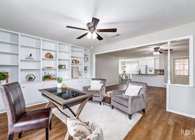 Property at 3102 Chatterton Dr, San Angelo, TX 76904, 4 beds, 2 baths