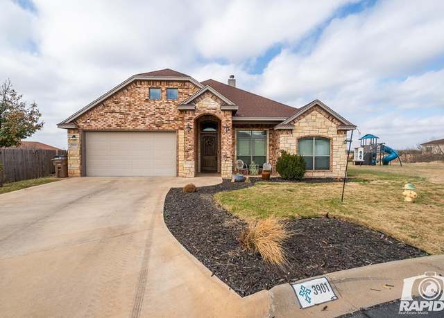 Property at 3901 Margaret Ln, San Angelo, TX 76904, 4 beds, 2.5 baths