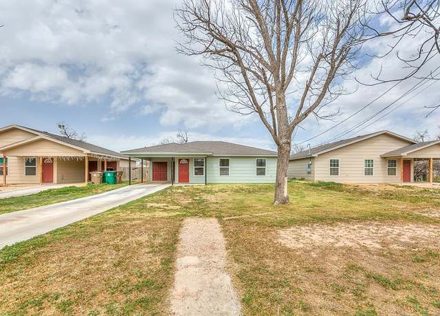 Property at 262 E 23rd St, San Angelo, TX 76903, 3 beds, 2 baths