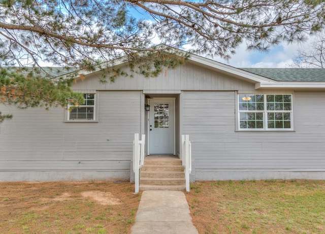 Property at 11533 White Tail Ln, San Angelo, TX 76904, 3 beds, 2 baths