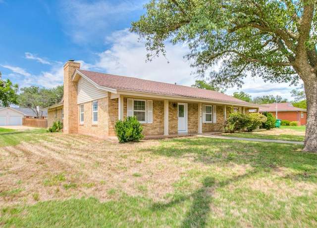 Property at 3114 Hemlock Dr, San Angelo, TX 76904, 3 beds, 2 baths