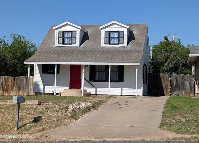 Property at 718 N Adams Ave, San Angelo, TX 76901, 4 beds, 2 baths