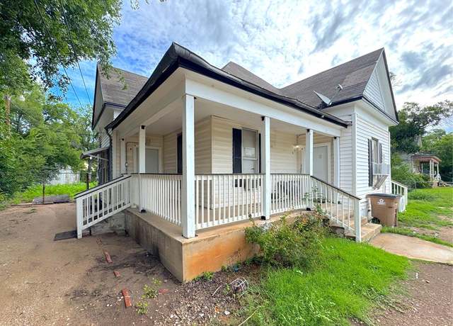 Property at 410 Spaulding St, San Angelo, TX 76903, 3 beds