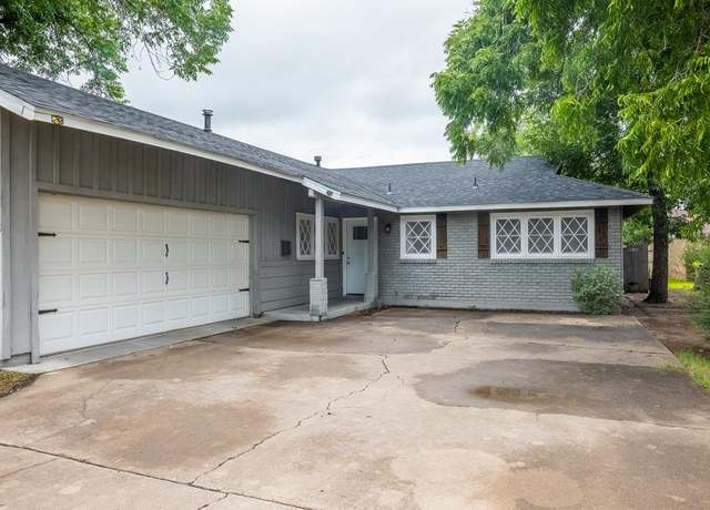 Property at 2204 Waco St, San Angelo, TX 76901, 3 beds, 3 baths