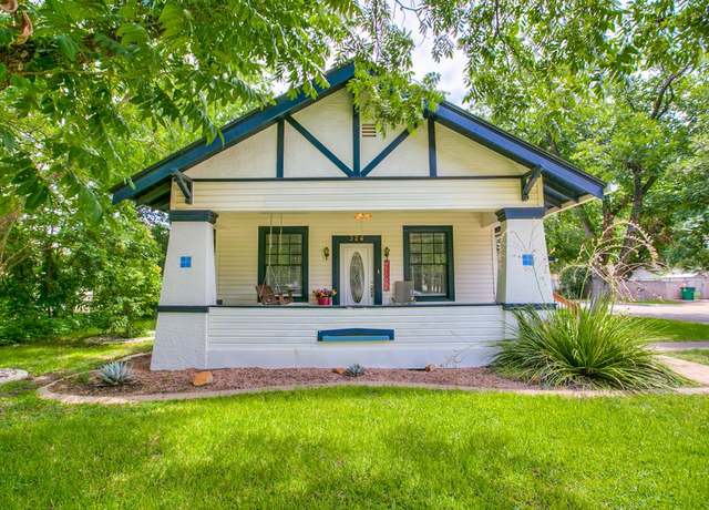 Property at 324 S Bishop St, San Angelo, TX 76901, 3 beds, 3 baths