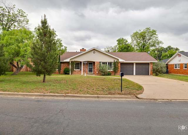 Property at 2709 Oxford Ave, San Angelo, TX 76904, 4 beds, 2 baths