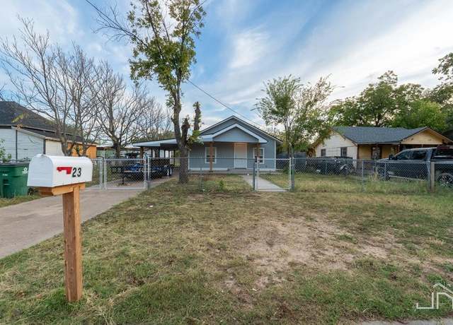 Property at 23 E Ave I, San Angelo, TX 76903, 3 beds, 2 baths