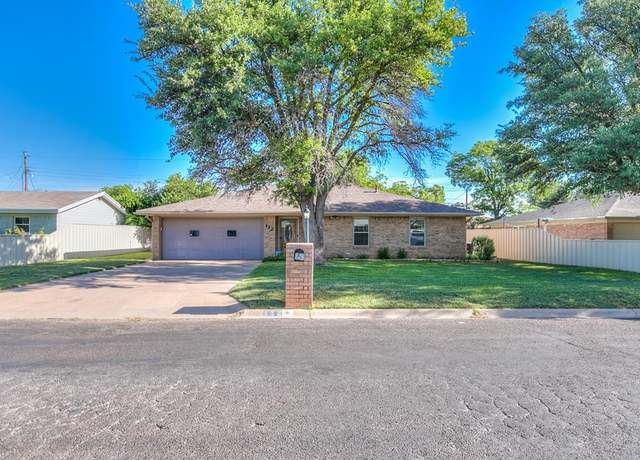 Property at 112 Van Zandt St, San Angelo, TX 76903, 3 beds, 2 baths