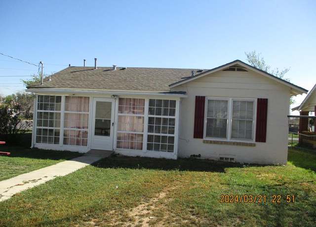 Property at 717 N Jefferson St, San Angelo, TX 76901, 2 beds, 1 bath