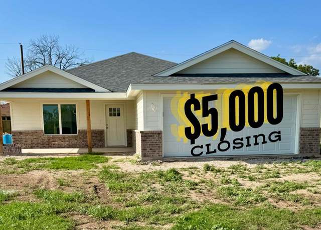 Property at 926 E 39th St, San Angelo, TX 76903, 4 beds, 2 baths