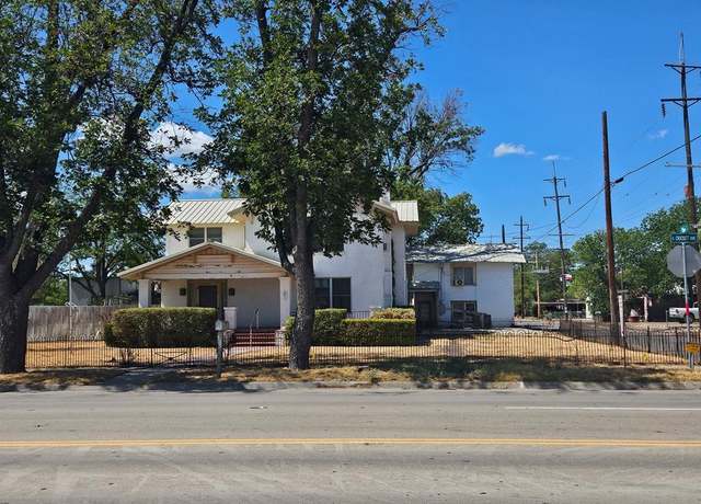 Property at 302 S Crockett Ave, Sonora, TX 76950, 4 beds, 2 baths