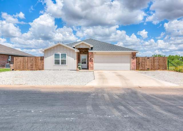 Property at 1501 Montague Ave, San Angelo, TX 76905, 4 beds, 2 baths